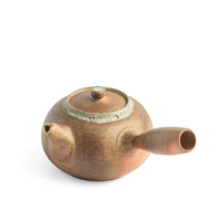 Medium Petr Novak Sidehandle