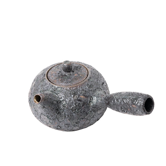 Medium Petr Novak Sidehandle